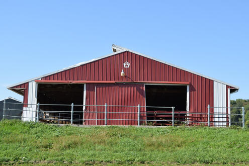 Heifer Dry/Cow Barn